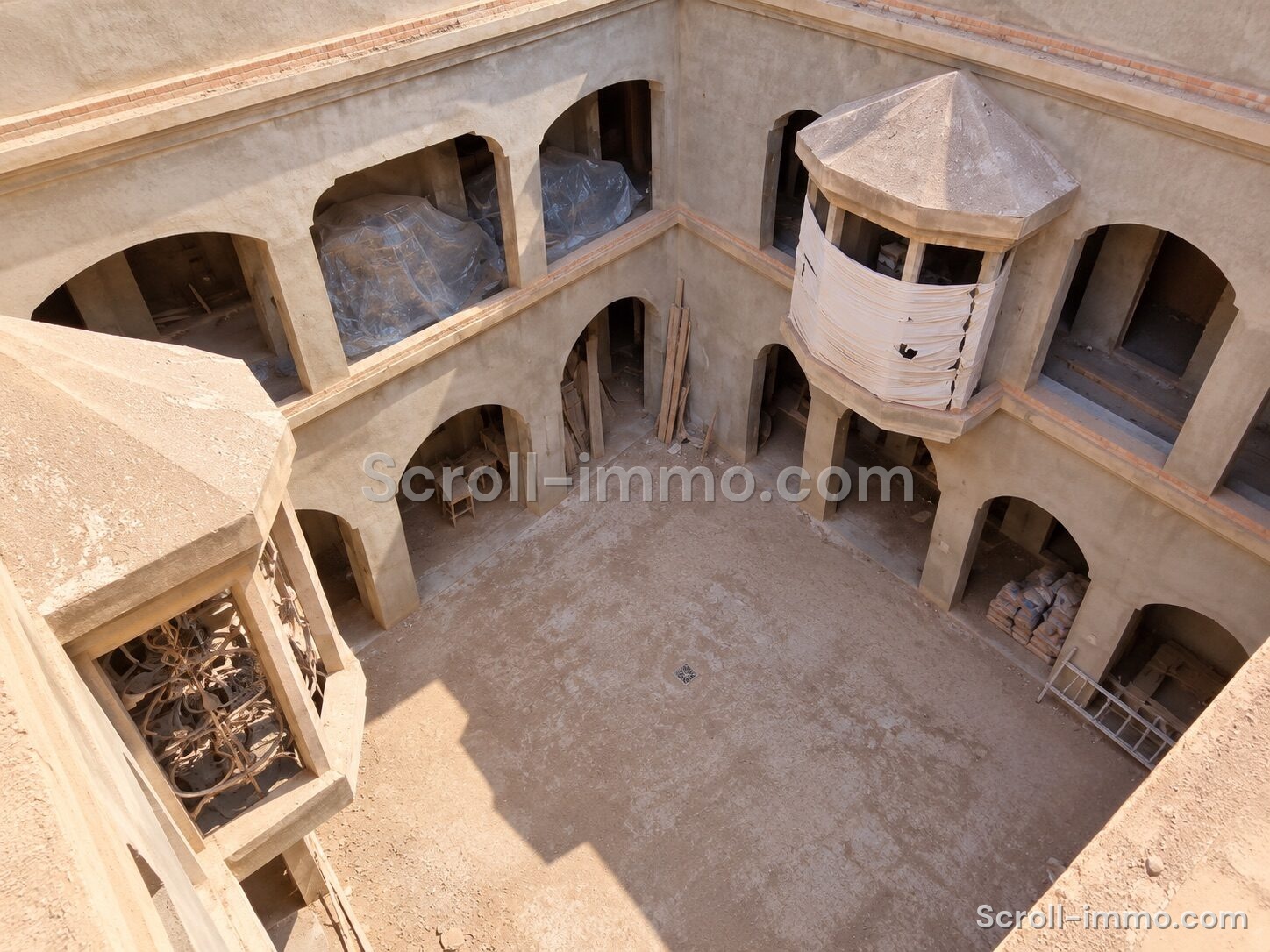 Riad authentique semi fini – 245m² à Laksour