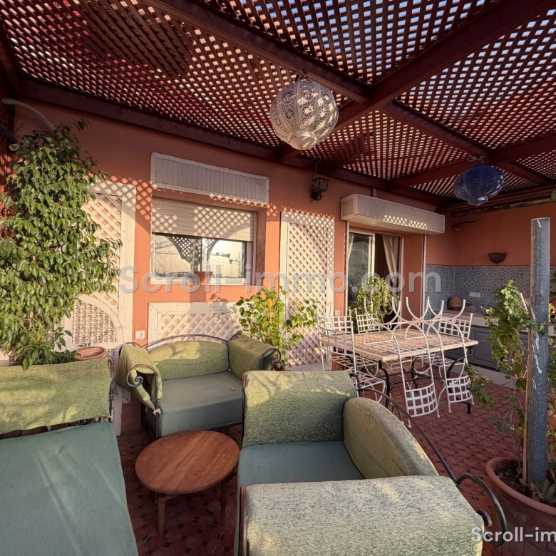À vendre appartement ensoleillé avec terrasse – 111m² à Guéliz