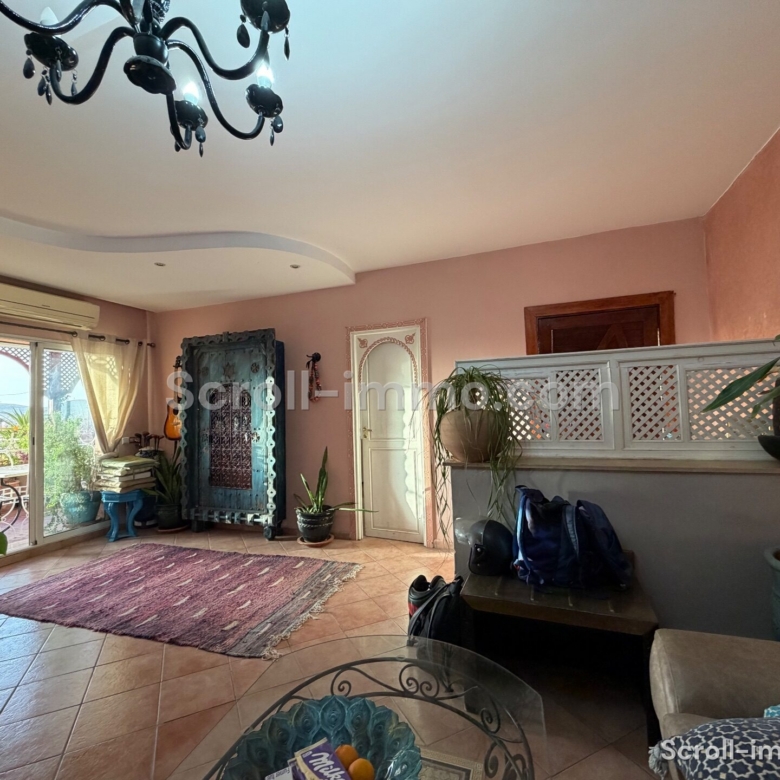 À vendre appartement ensoleillé avec terrasse – 111m² à Guéliz
