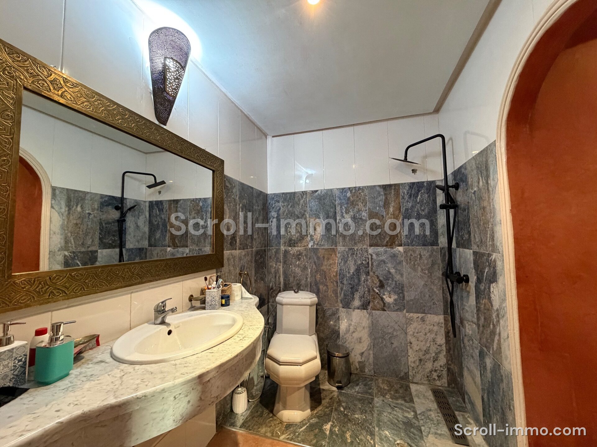 À vendre appartement ensoleillé avec terrasse – 111m² à Guéliz
